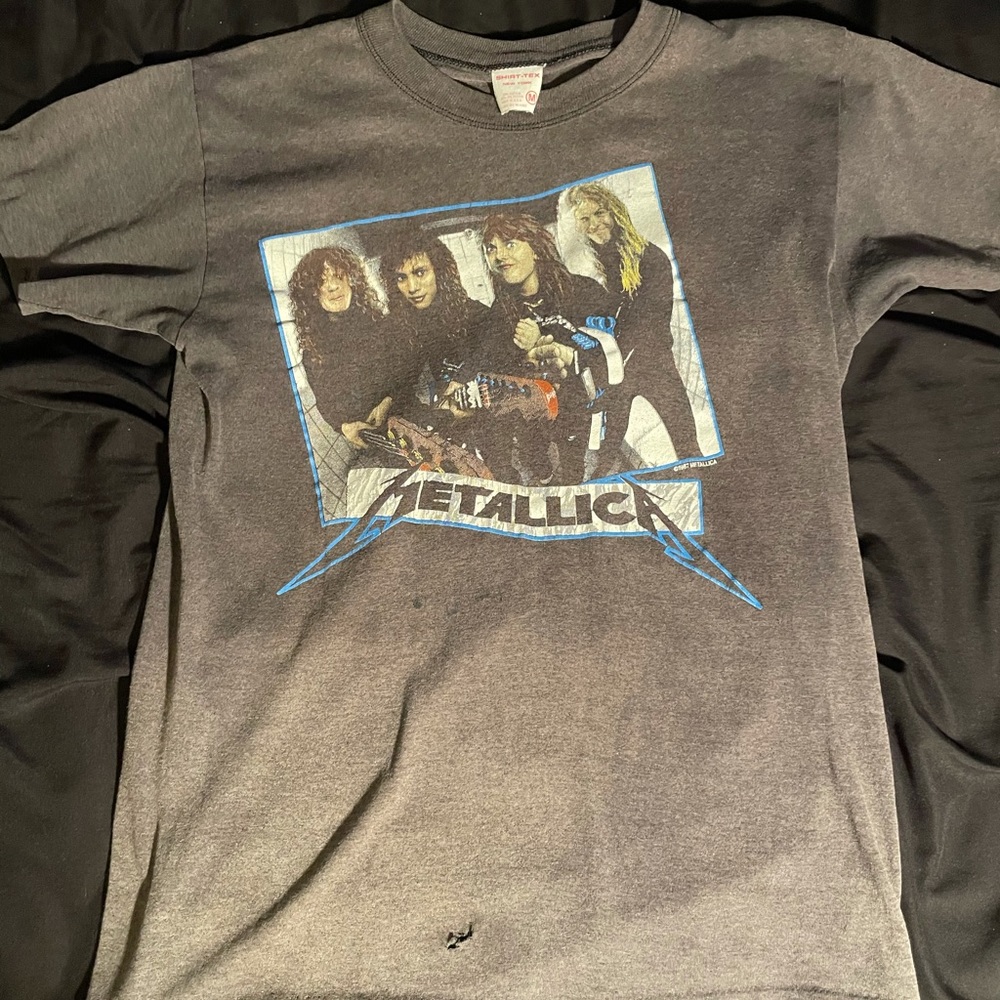 Vintage Metallica (band) T-shirt (medium)